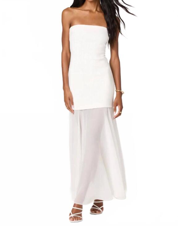 ASTR Dresses & Skirts - NEW ASTR lizet maxi dress in white